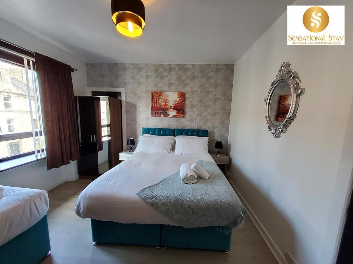 Apartment 4 Bedroom By Sensational Short Lets & Serviced Accommodation, , Roslin Street With Free Wi-fi & Netflix *