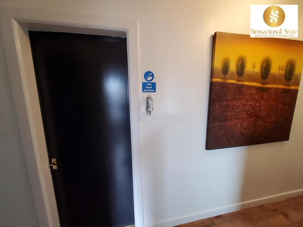 4 Bedroom By Sensational Short Lets & Serviced Accommodation, , Roslin Street With Free Wi-fi & Netflix Apartment Aberdeen